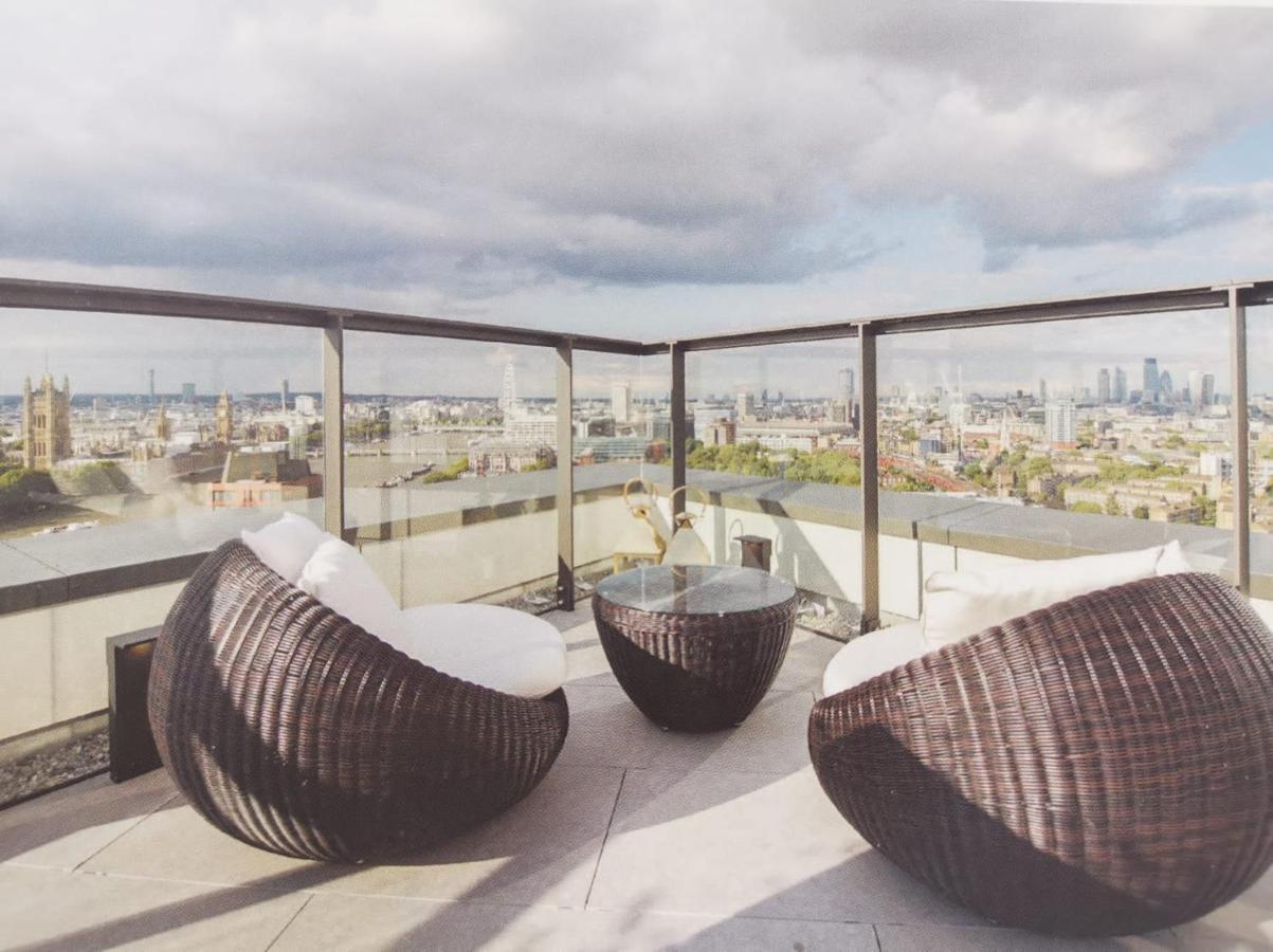 Parliament House - Luxury Penthouse Проживание в семье