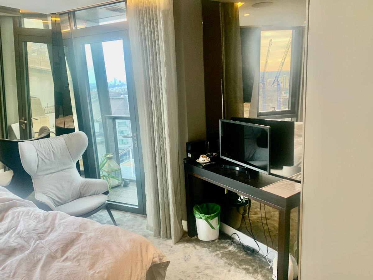 Parliament House - Luxury Penthouse Проживание в семье *